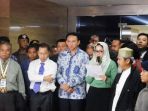 basuki-tjahaja-purnama-ahok-usai-menjalani-persidangan_20170111_020310.jpg