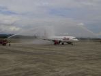 batik-air-mendarat-perdana-di-bandara-apt-pranoto-samarinda_20181122_011349.jpg