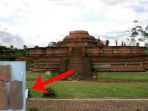 batu-aneh-candi-muara-takus_20180320_080900.jpg