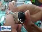batu-black-jade-bisa-jernihkan-air-01_20150511_205839.jpg