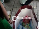 bayi-perempuan-di-temukan-pemulung-di-rumah-wrga-di-sidoarjo_20180912_140401.jpg