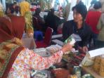 bazar-ramadan-kementerian-kesehatan_20150706_102324.jpg