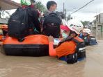 baznas-bantu-korban-banjir-cipinang-dan-pondok-gede_20210219_195734.jpg