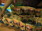 bbpom-bandung-sita-mie-bermerek-bikini-bihun-kekinian_20160807_184904.jpg