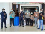 bea-cukai-bagikan-paket-sembako-0423.jpg