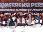 bea-cukai-dan-bareskrim-polri-geledah-lab-ilegal-narkoba.jpg