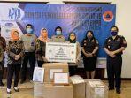 bea-cukai-fasilitasi-apkb-donasikan-alat-kesehatan.jpg