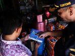 bea-cukai-malang-keliling-kecamatan-kepanjen-berantas-rokok-ilegal.jpg