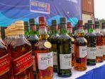bea-cukai-minuman-botol-miras-ilegal-batam.jpg