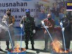 bea-cukai-musnahkan-barang-ilegal-0722.jpg