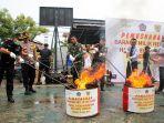 bea-cukai-tarakan-musnahkan-barang-ilegal.jpg