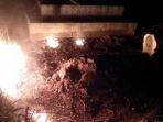 beberapa-makam-di-kelurahan-nunu-kota-palu-dibakar-oleh-orang-tak-dikenal.jpg