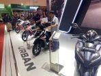 beberapa-motor-yang-dipajang-oleh-astra-honda-motor-di-acara-indonesia-motorcycle-show-2023.jpg