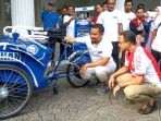 becak-listrik-hanafi-rais_20180311_101736.jpg