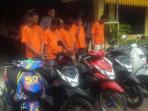 begal-ngaku-polisi_20160623_133712.jpg
