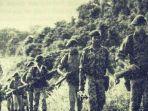 begini-suasana-sengit-pertempuran-di-timor-timur-30-prajurit-abri-berangkat-cuma-9-orang-selamat.jpg