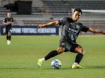bek-asal-indonesia-nurhidayat-haji-haris-bermain-untuk-united-city.jpg