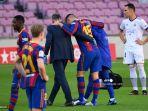 bek-barcelona-prancis-clement-lenglet-meninggalkan-lapangan-setelah-mengalami-cedera.jpg