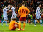 bek-barcelona-spanyol-jordi-alba-dan-gelandang-barcelona-spanyol-sergio-busquets.jpg