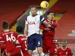 bek-belgia-tottenham-hotspur-toby-alderweireld-dengan-firminho.jpg
