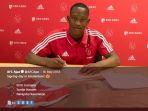 bek-berusia-17-tahun-milik-ajax-amsterdam-neraysho-kasanwirjo.jpg