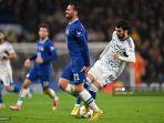 bek-chelsea-asal-inggris-ben-chilwell-tengah-bereaksi-sebelum-ditarik-keluar-karena-cedera.jpg