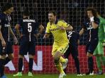 bek-chelsea-branislav-ivanovic-merayakan-gol_20150218_091642.jpg