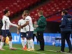 bek-inggris-reece-james-2l-menggantikan-trent-alexander-arnold-kiri.jpg