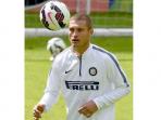 bek-internazionale-nemanja-vidic_20141120_195620.jpg