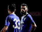 bek-persib-bandung-bojan-malisic_20180926_215144.jpg