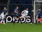 bek-prancis-real-madrid-ferland-mendy-kiri-melepaskan-tembakan.jpg