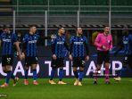 bek-slovakia-inter-milan-milan-skriniar-gelandang-kroasia-inter-milan-ivan-perisic.jpg