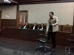 bekas-ketua-dewan-perwakian-daerah-ri-irman-gusman_20170220_112202.jpg