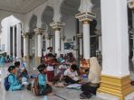 belajar-membaca-al-quran-sejak-dini_20200909_215646.jpg