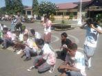 belasan-siswai-sma-merayakan-eforia-kelulusan-sma-diamankan-di-polres-sikka.jpg
