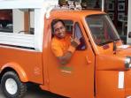 bemo-bali-tourism-wisata-bali-transportation-transportasi_20141107_152650.jpg