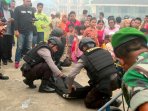 benda-diduga-bom-di-halaman-mesjid-jami-pontianak_20150924_204406.jpg