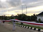 bendera-merah-putih-sepanjang-1500-meter-di-papua_20180918_094713.jpg