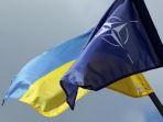 bendera-nato-dan-bendera-ukraina-7576t.jpg