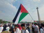 bendera-palestina-raksasa-di-monas.jpg