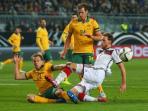 benedikt-hoewedes-wilkinson-n-devere_20150326_172108.jpg