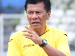 benny-dollo-pelatih-sriwijaya-fc_20160302_155830.jpg