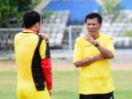 benny-dollo-pelatih-sriwijaya-fc_20160302_155930.jpg