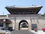 benteng-jinjuseong-korea-selatan.jpg