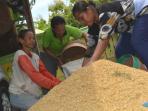 beras-magetan_20150301_200216.jpg