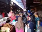 berbelanja-kebutuhan-idul-fitri-di-pasar-kebayoran-lama-jakarta_20200524_075228.jpg
