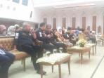 berduka-enam-komisioner-kpu-kenakan-pakaian-pemberian-husni-kamil_20160711_111705.jpg