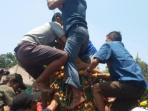 berebut-gunungan_20150924_131611.jpg