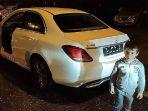 berhasil-push-up-sebanyak-4105-kali-nonstop-seorang-bocah-5-tahun-dapat-hadiah-mobil-mercedes.jpg