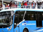 bertamasya-menggunakan-transportasi-umum_20160102_201723.jpg
